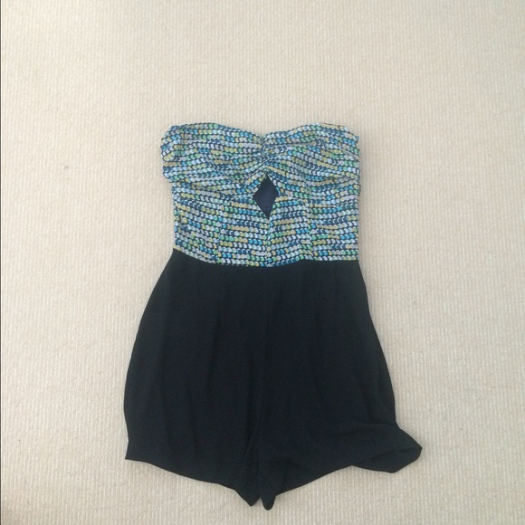 Strapless romper - Picture 2 of 4