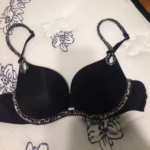 VS Bra 32 A