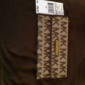 MK wallet