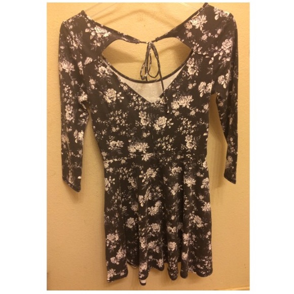 NWT American Eagle Tie-Back Dress - Picture 2 of 2