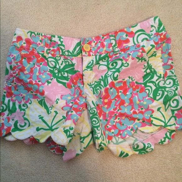 Lilly Pulitzer Scallop Shorts