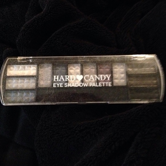 Eye shadow - Picture 2 of 4