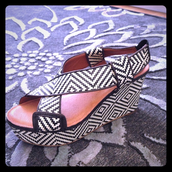 Lucky Brand wedge sandals