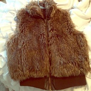Fur vest
