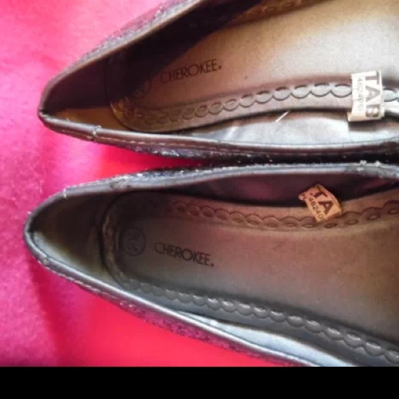 Girls Silver Sequined Flats - Picture 3 of 4