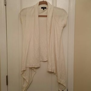 Short sleeve sweater