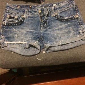 Size 25 Miss Me shorts