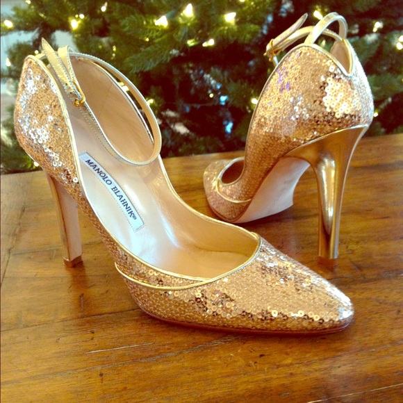 Manolo Blahnik Shoes - MANOLO BLAHNIC GOLD HEELS