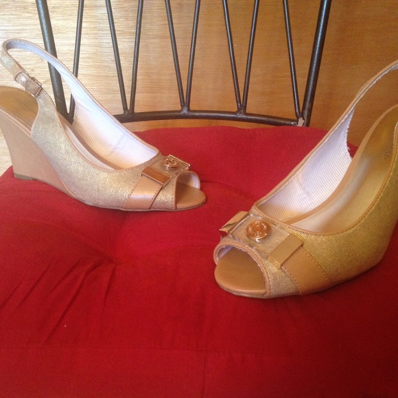 Tommy Hilfiger shoes!