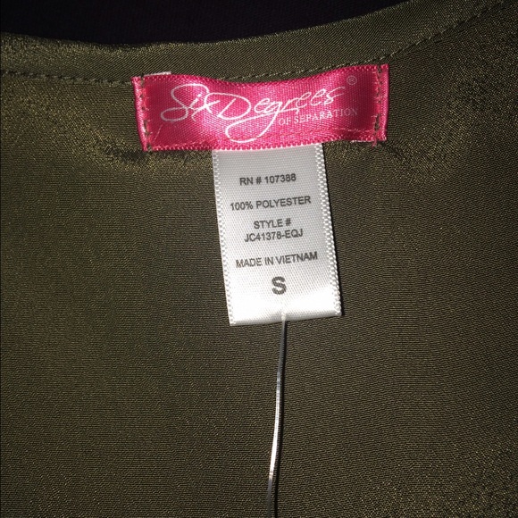 💜🎉HP 4-19🎉💜NWT button-down top size small - Picture 3 of 4