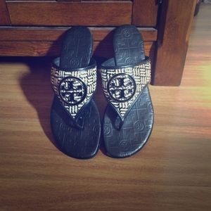 Tory Burch thong  weaved leather sandals