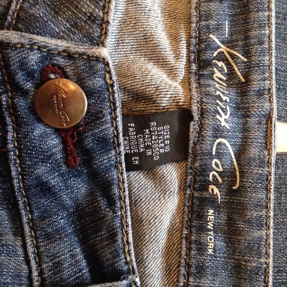 ✨HP✨Kenneth Cole Flare Jeans - Picture 3 of 3