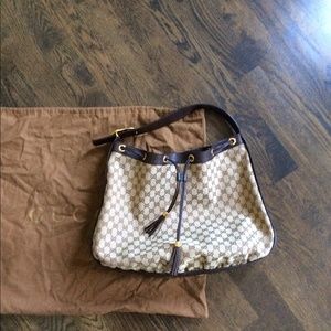 Gucci Shoulder Bag