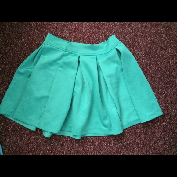 Skater skirt