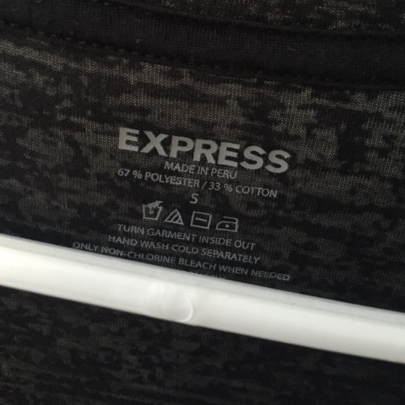 Black express v-neck - Picture 2 of 2