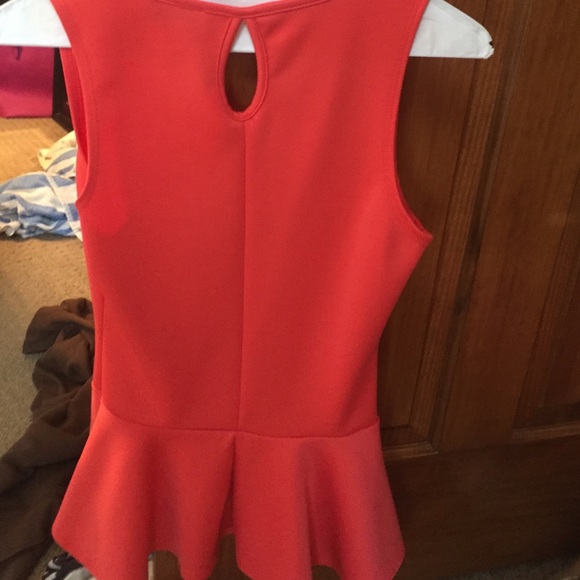 Never worn tight coral shirt - Picture 2 of 2