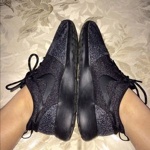 Nike Roshe size 6.5