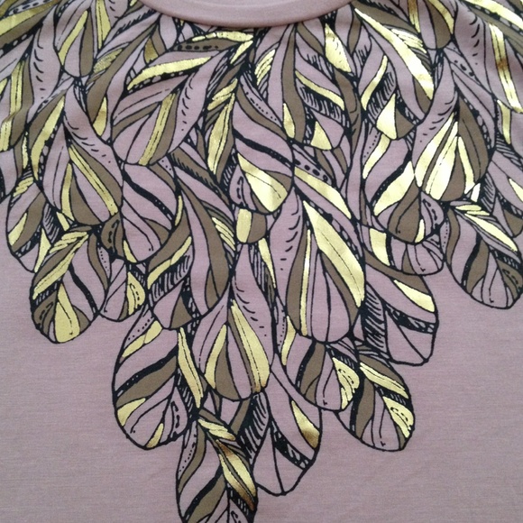 Daisy Fuentes metallic feather pink shirt top - Picture 2 of 4