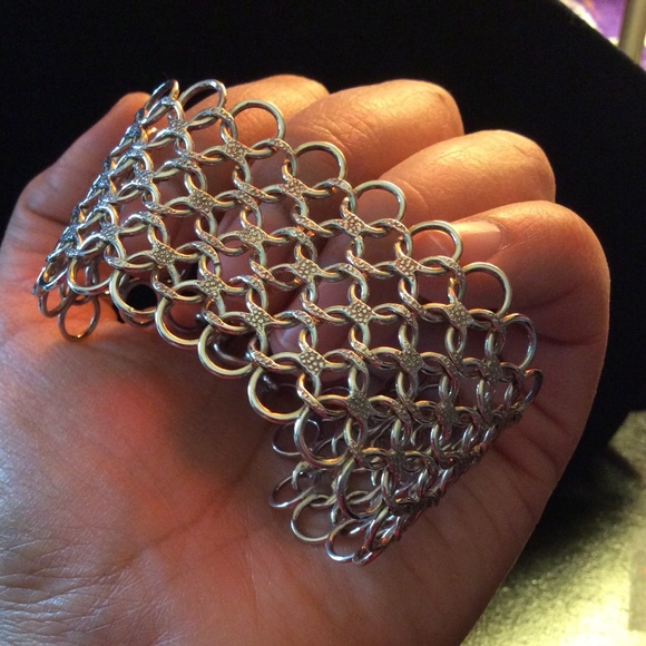 ✨HP✨Elegant and beautiful Silver bracelet😄 - Picture 2 of 4