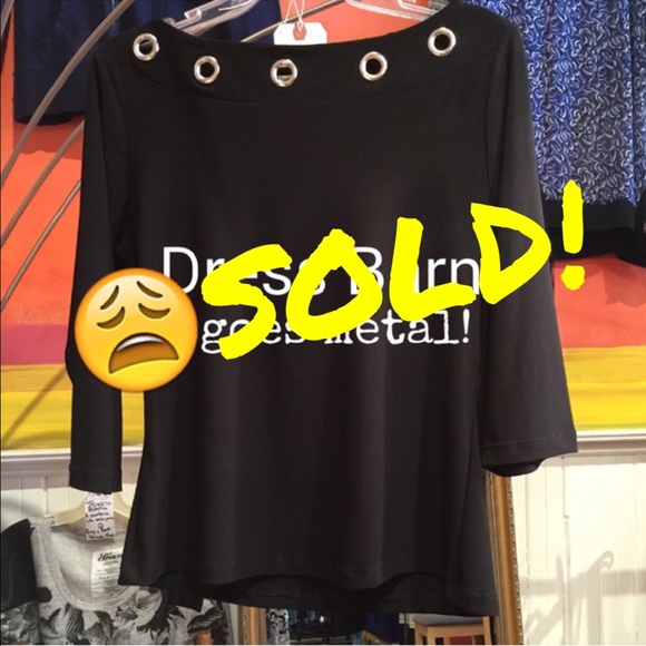 BLACK Scooped "Hardware" Top