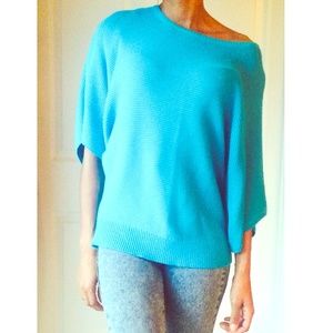 😱(BABY BLU) slouch sweater!