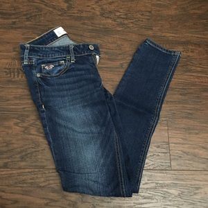 👖Hollister dark wash skinny jean