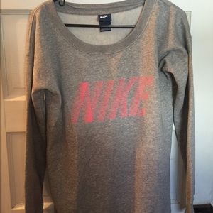 BRAND NEW! Nike Sweater 👟