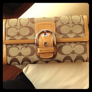 Authentic Coach Wallet