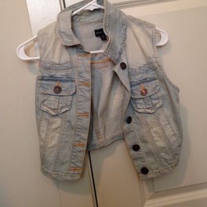 Jean vest