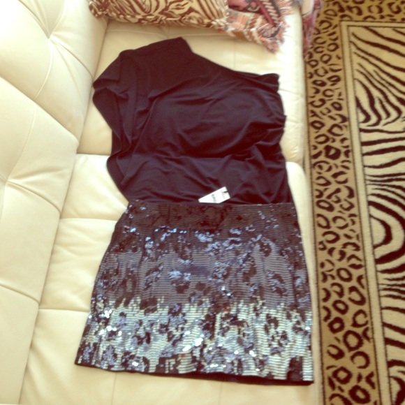 EXPRESS cheetah sequin skirt