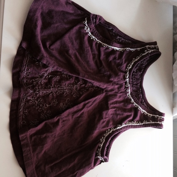 Floral gold and burgundy crop top.. - Picture 2 of 2