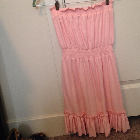 Strapless dress