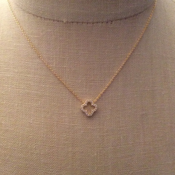 Jewelry - NWOT Petite Goldtone CZ Clover Choker Necklace