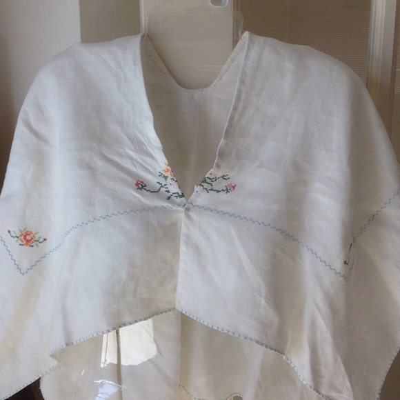 Capelet. Slip it on for a pretty change. Handmade!