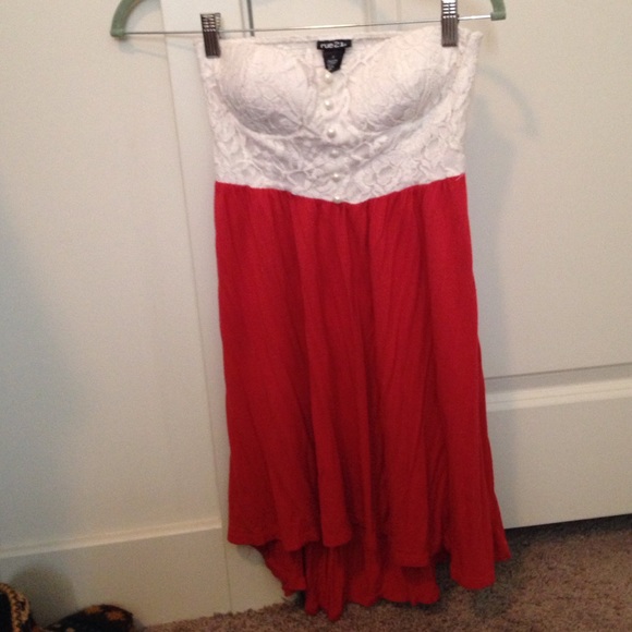 Strapless dress