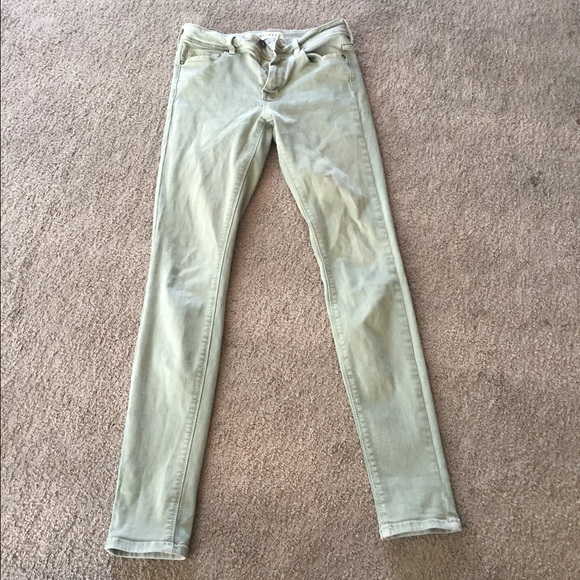 Green high wasted pants