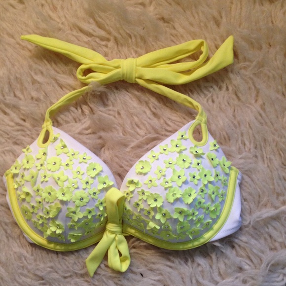 Victoria's Secret Other - Victoria's Secret bombshell bikini swim top