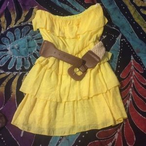 ️yellow mini dress with belt