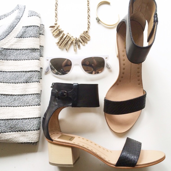 Dolce Vita Shoes - @yen_nguyen312: Dolce Vita Block Heel Sandals