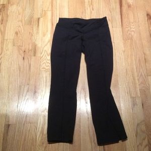 Lululemon cropped pants