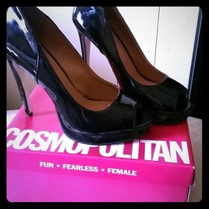 Cute shoe's elegant Color black shine