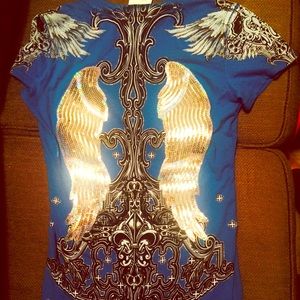 Blue winged shirt