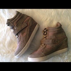 Steve Madden Sneaker Wedge