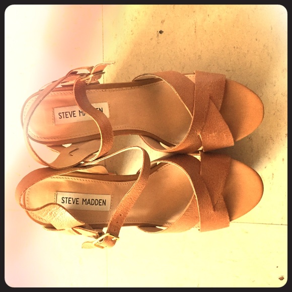 Steve Madden Cognac Platform Strap Sandals