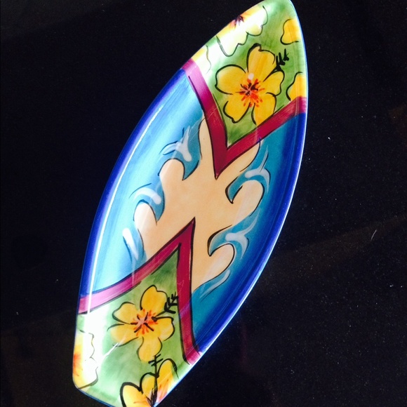 Surf board dish