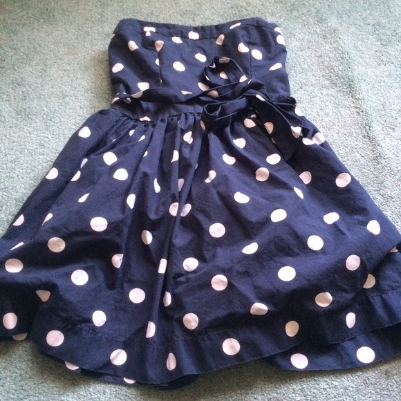 Hollister Dresses & Skirts - Navy and White Polka Dot Hollister Dress with Belt