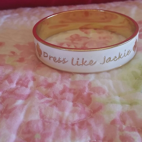 White and gold bracelet