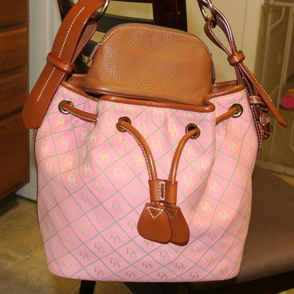 🌞SOLD🌞Dooney & Bourke pink Drawstring