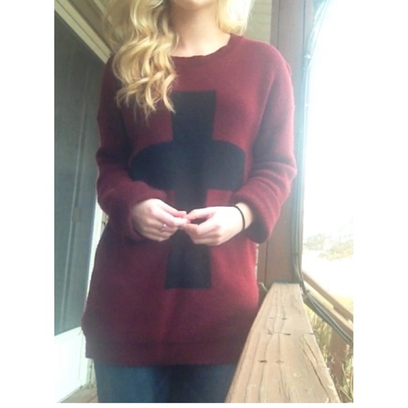 Maroon Cross Sweater - Picture 1 of 3
