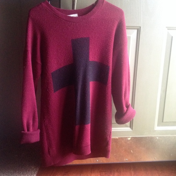 Maroon Cross Sweater - Picture 2 of 3
